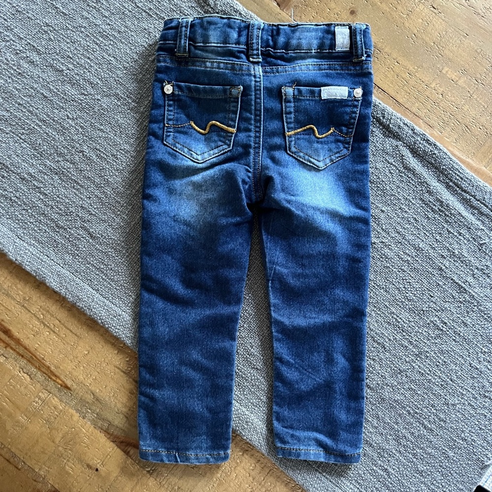 Seven7 Jeans